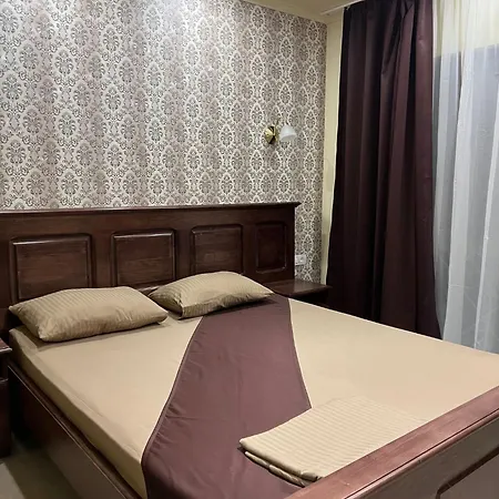 Casa Blanca Costinesti 게스트하우스 3*